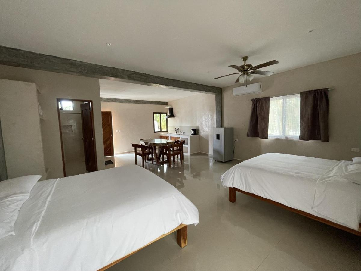Mexhe Hotel El Cuyo Luaran gambar