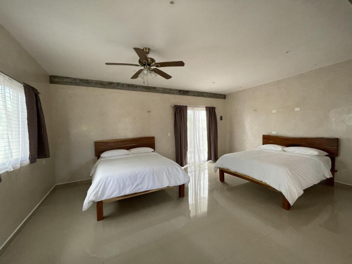 Mexhe Hotel El Cuyo Luaran gambar