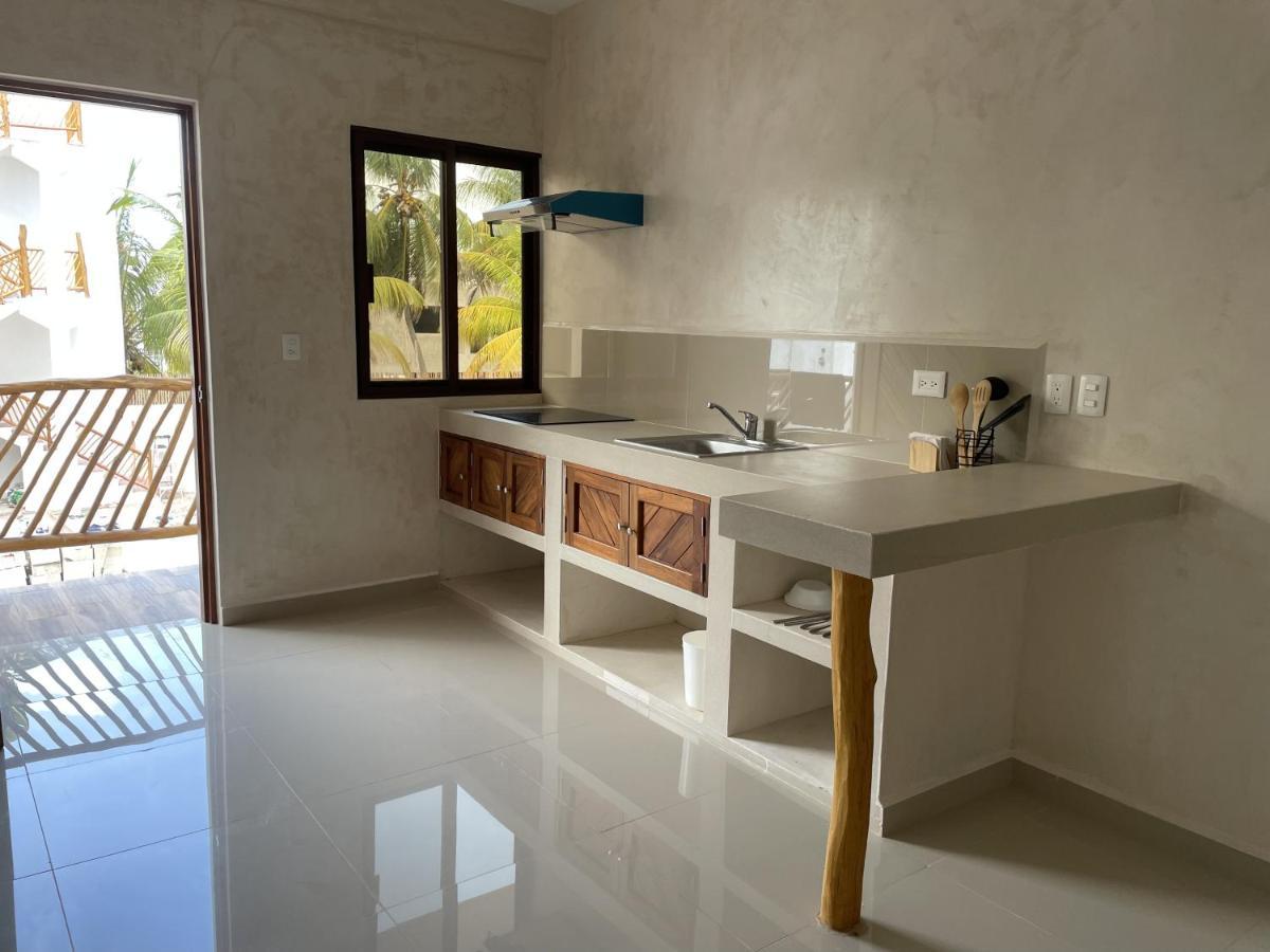 Mexhe Hotel El Cuyo Luaran gambar