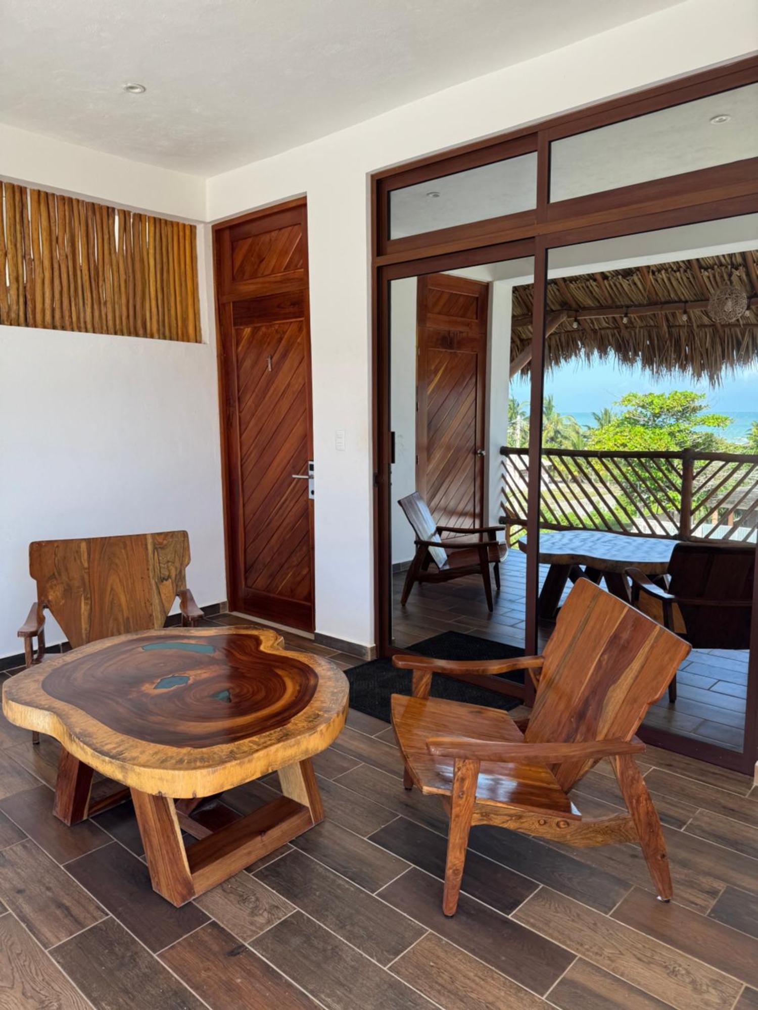 Mexhe Hotel El Cuyo Luaran gambar